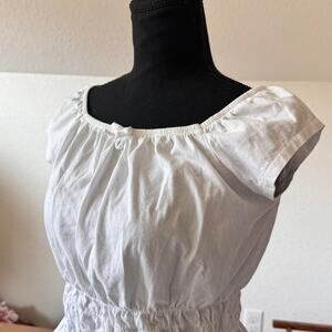 Old navy White milkmaid top keyhole front youth XL cotton cottagecore summer